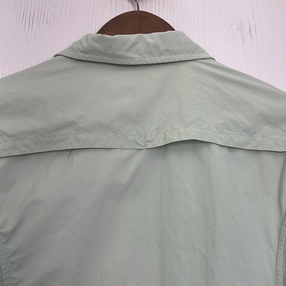 Patagonia - Sol Patrol Mint Long Sleeve Collared Button Down Hidden Pocket Top 2 - Picture 15 of 15